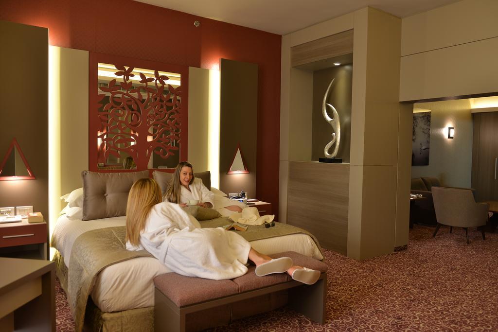 Regency Palace Hotel Джунія Екстер'єр фото