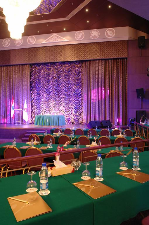 Regency Palace Hotel Джунія Екстер'єр фото