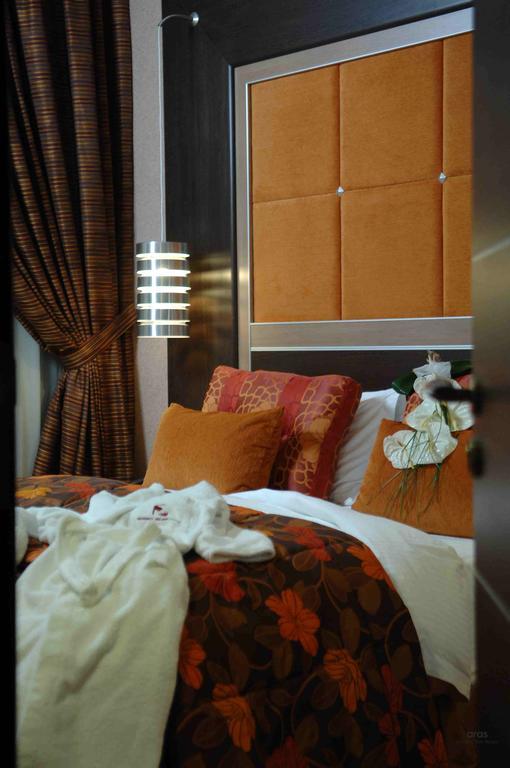Regency Palace Hotel Джунія Екстер'єр фото