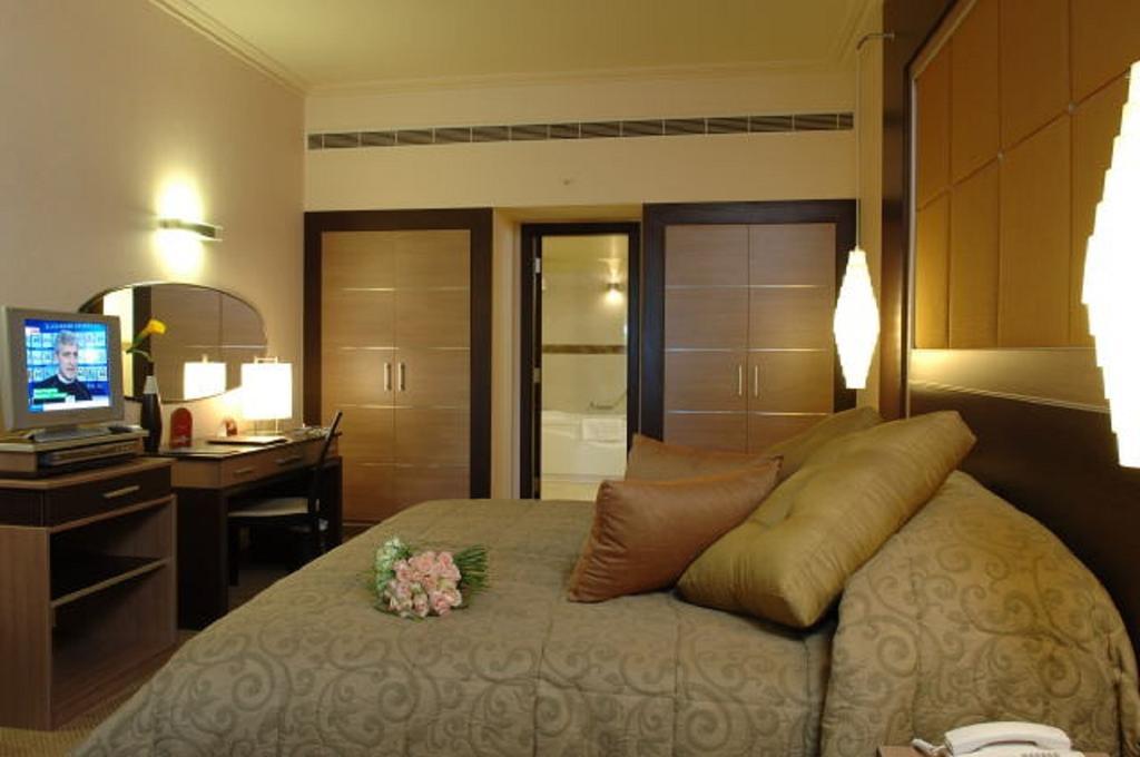 Regency Palace Hotel Джунія Екстер'єр фото