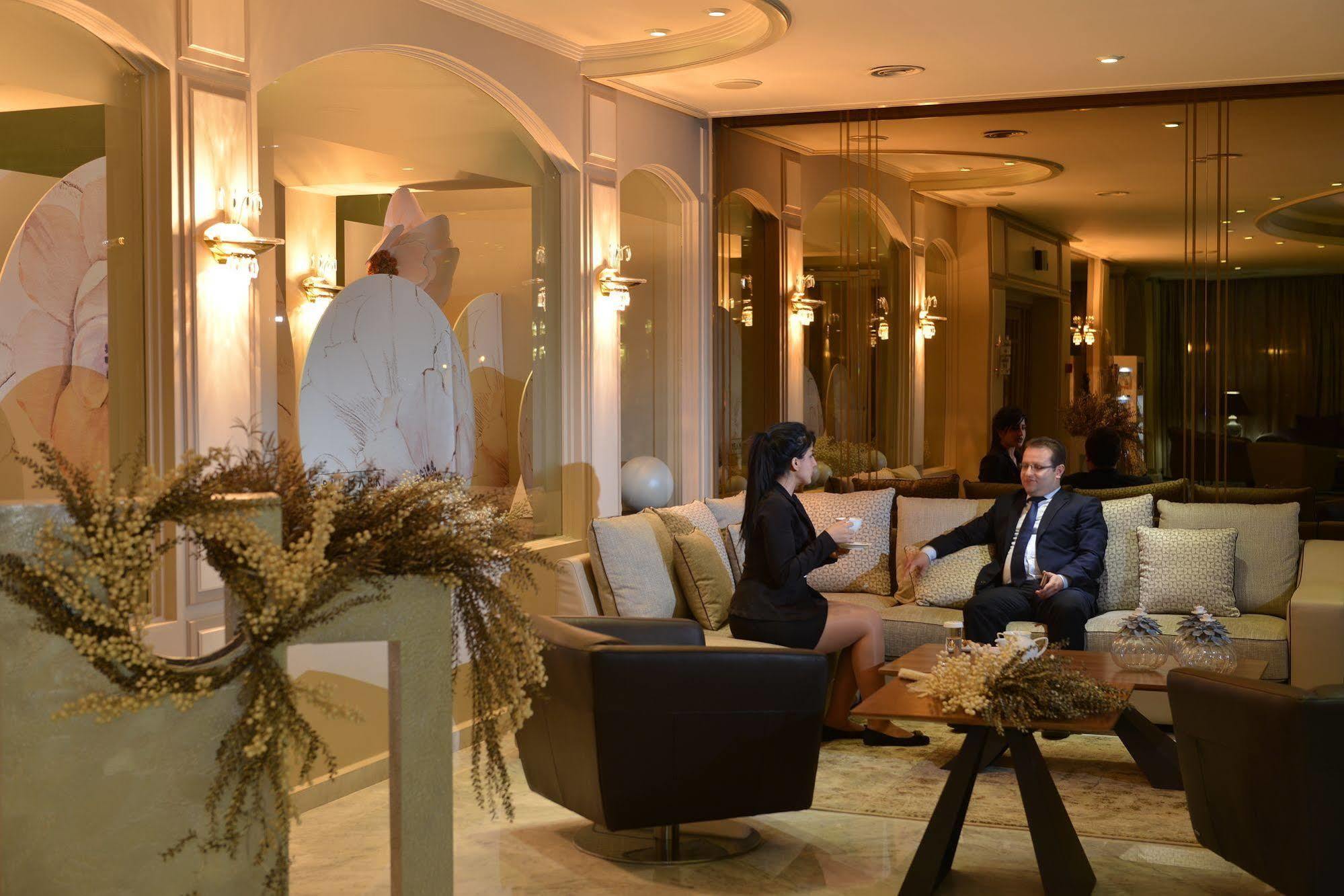 Regency Palace Hotel Джунія Екстер'єр фото